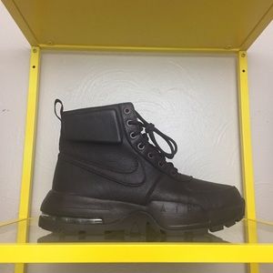 Nike Air Max Goaterra 2.0 Boots Men’s 9.5 - NWB Nike Air Max Goaterra 2.0 Boots Men’s 9.5 - NWB
